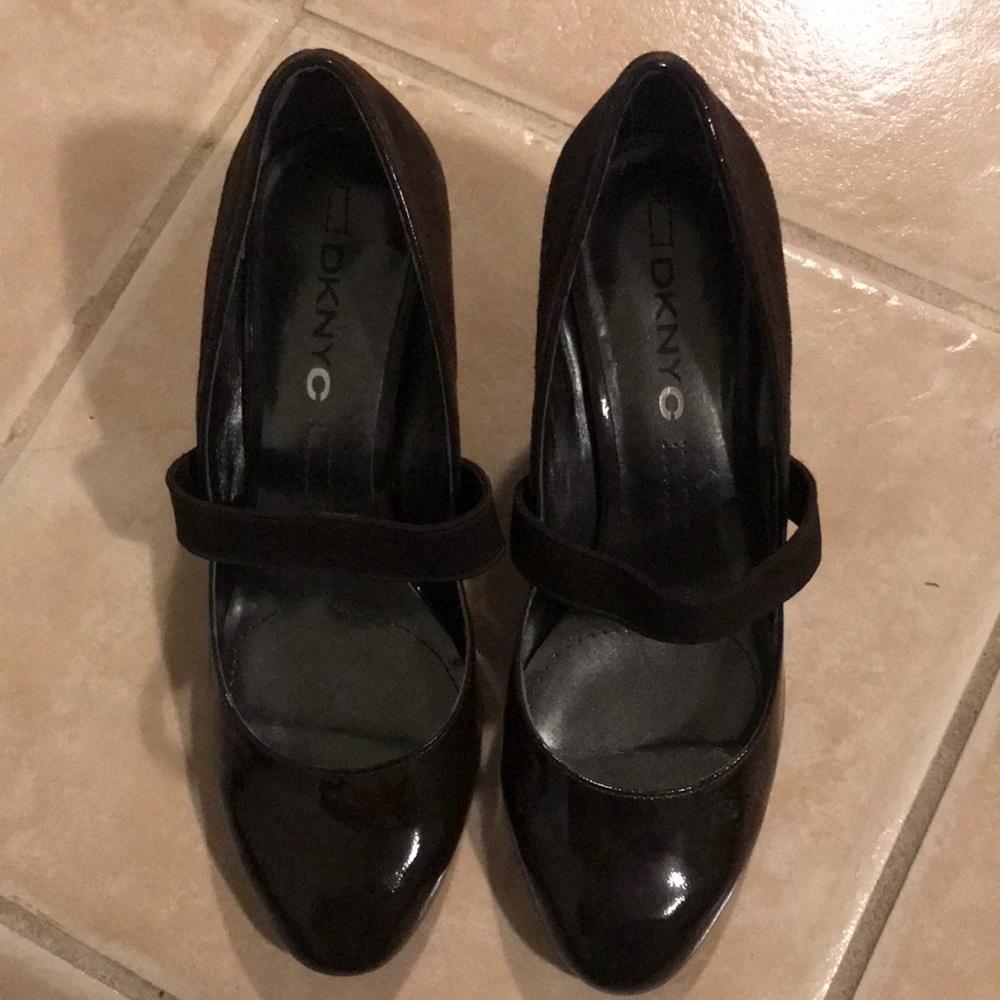 DKNYc heel